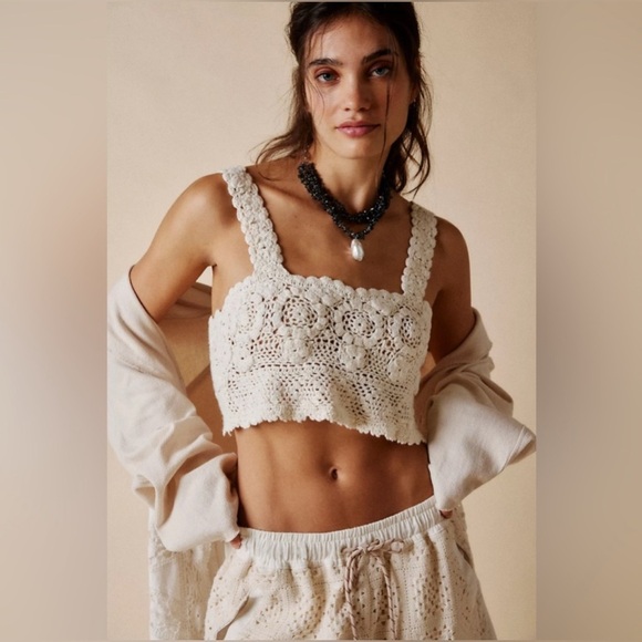 Free People Tops - ❤️COPY - Free people Lost In Your Eyes Top